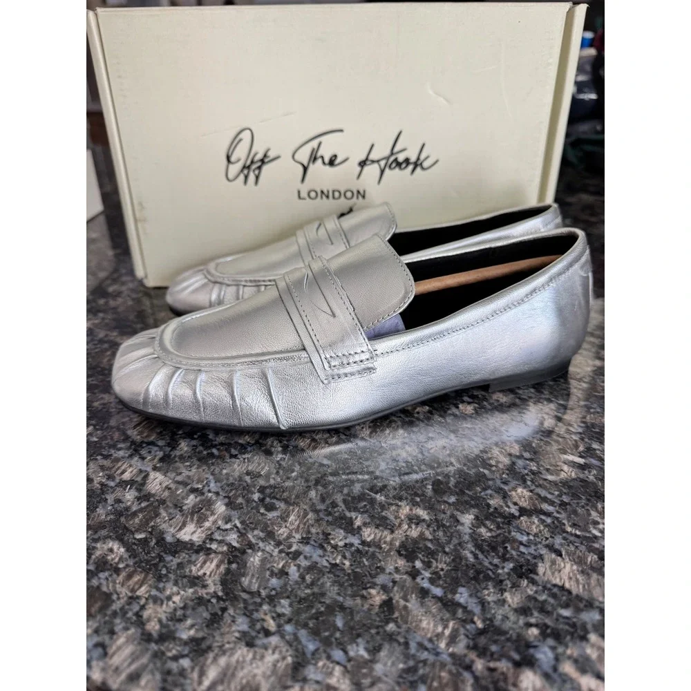 Off The Hook London‎ Charing Silver Metallic Penny Loafers Mens 8 LM13533/02